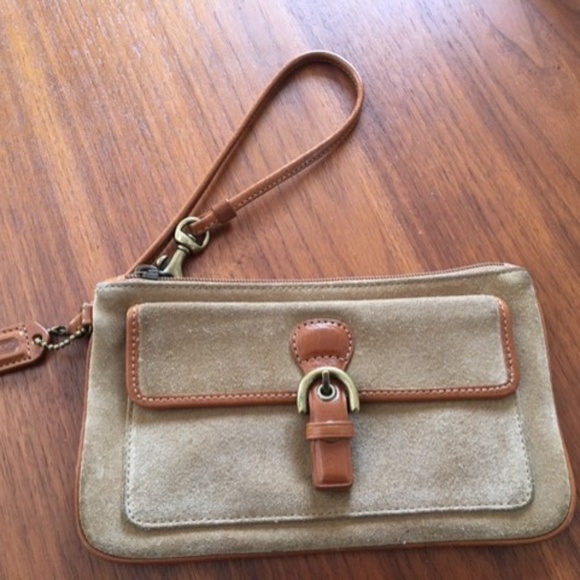 NWOT Coach Suede Wristlet - Picture 1 of 5